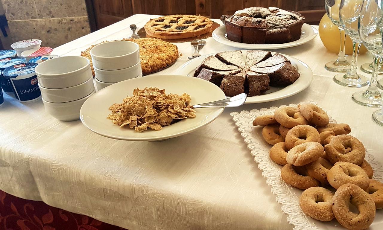הוילה Arpino Il Casale Della Regina מראה חיצוני תמונה